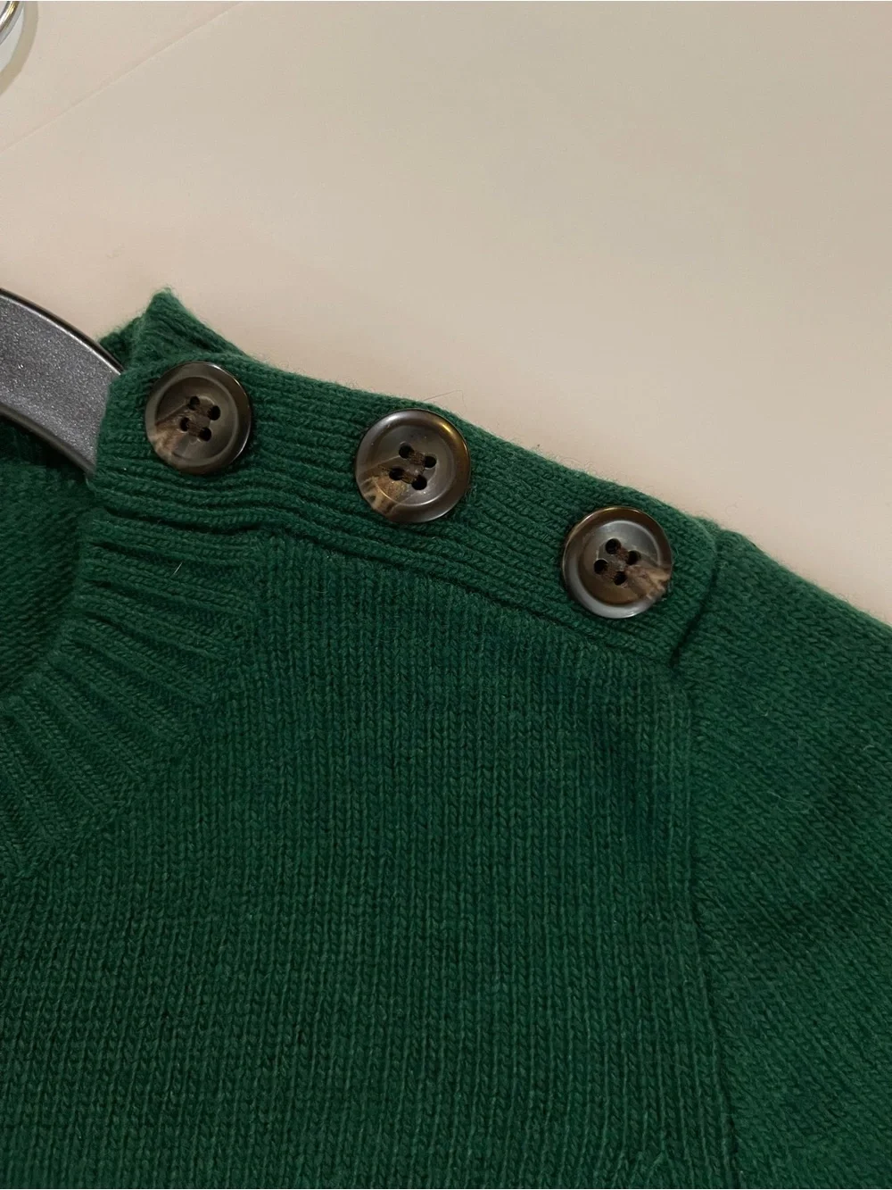 J.Crew XS Cashmere Blend Wool Sweater Green Button Shoulder Preppy
